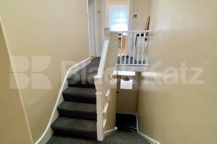 larger than average period conversion with separate kitchen diner  Hicks Street, Surrey Quays